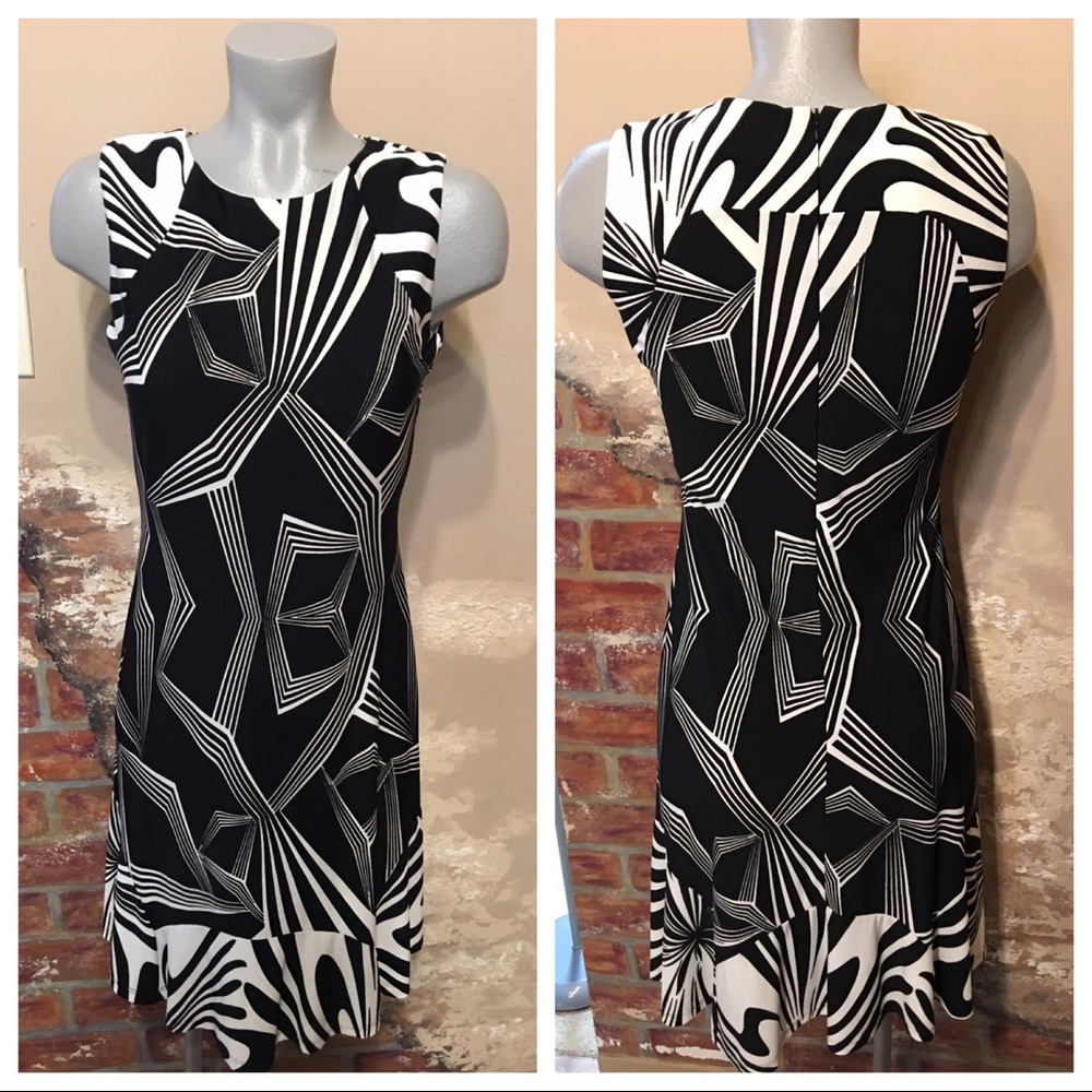❤️Black and cream Dress❤️